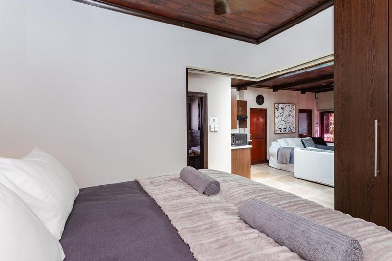 6 Bedroom Property for Sale in Plumstead Western Cape